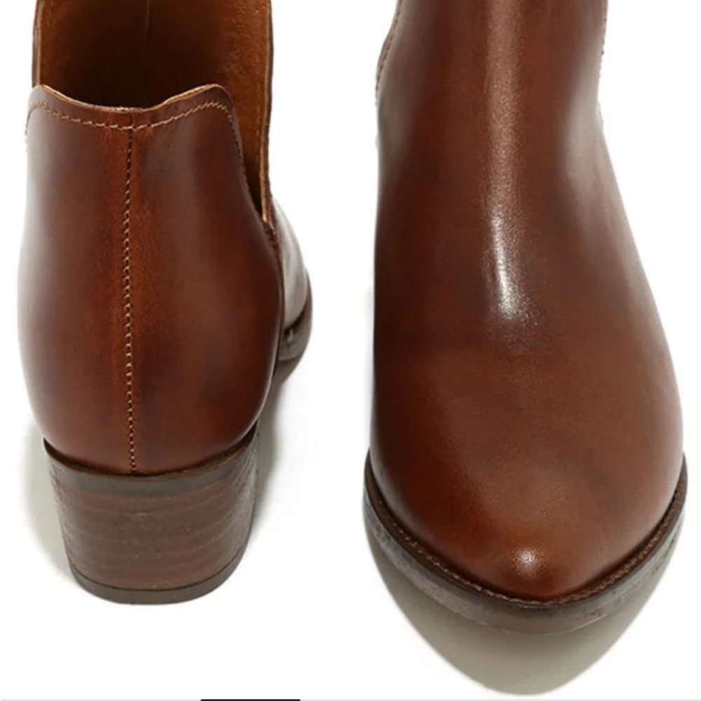Steve Madden Austin Ankle Boots - Picture 4 of 7